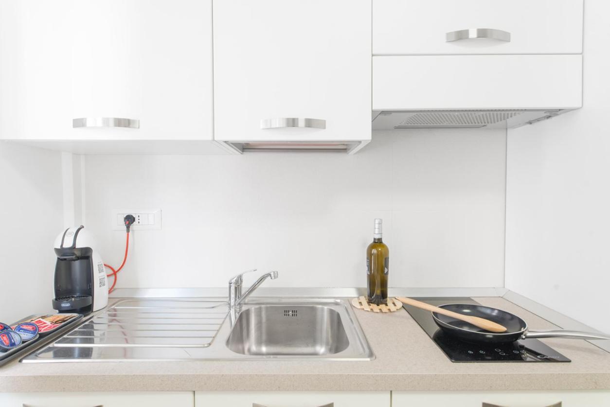 Acquaviva Apartments 나폴리 외부 사진